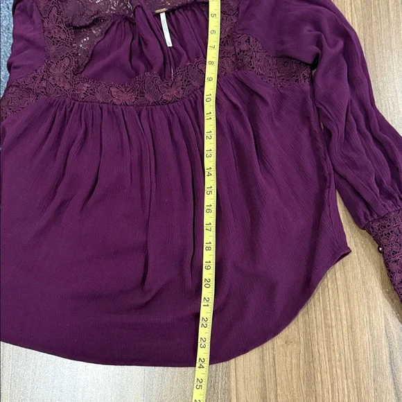 Free People Whimsigoth Fairy Flutter By Lace Oversized Blouse in Purple Size XS - Picture 6 of 9